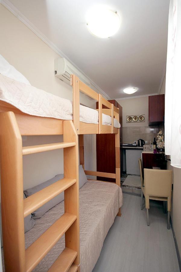 Studio Apartman Sveti Stefan Apartment Exterior photo