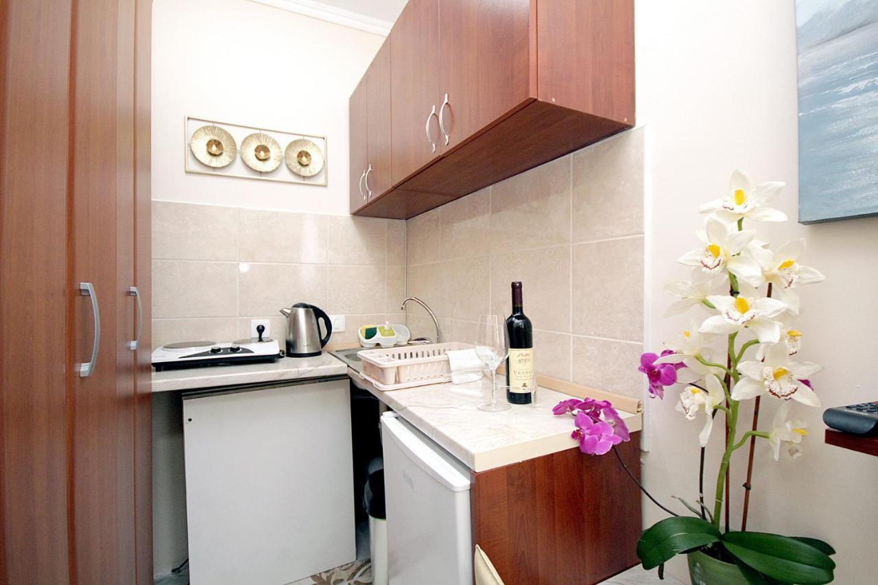Studio Apartman Sveti Stefan Apartment Exterior photo